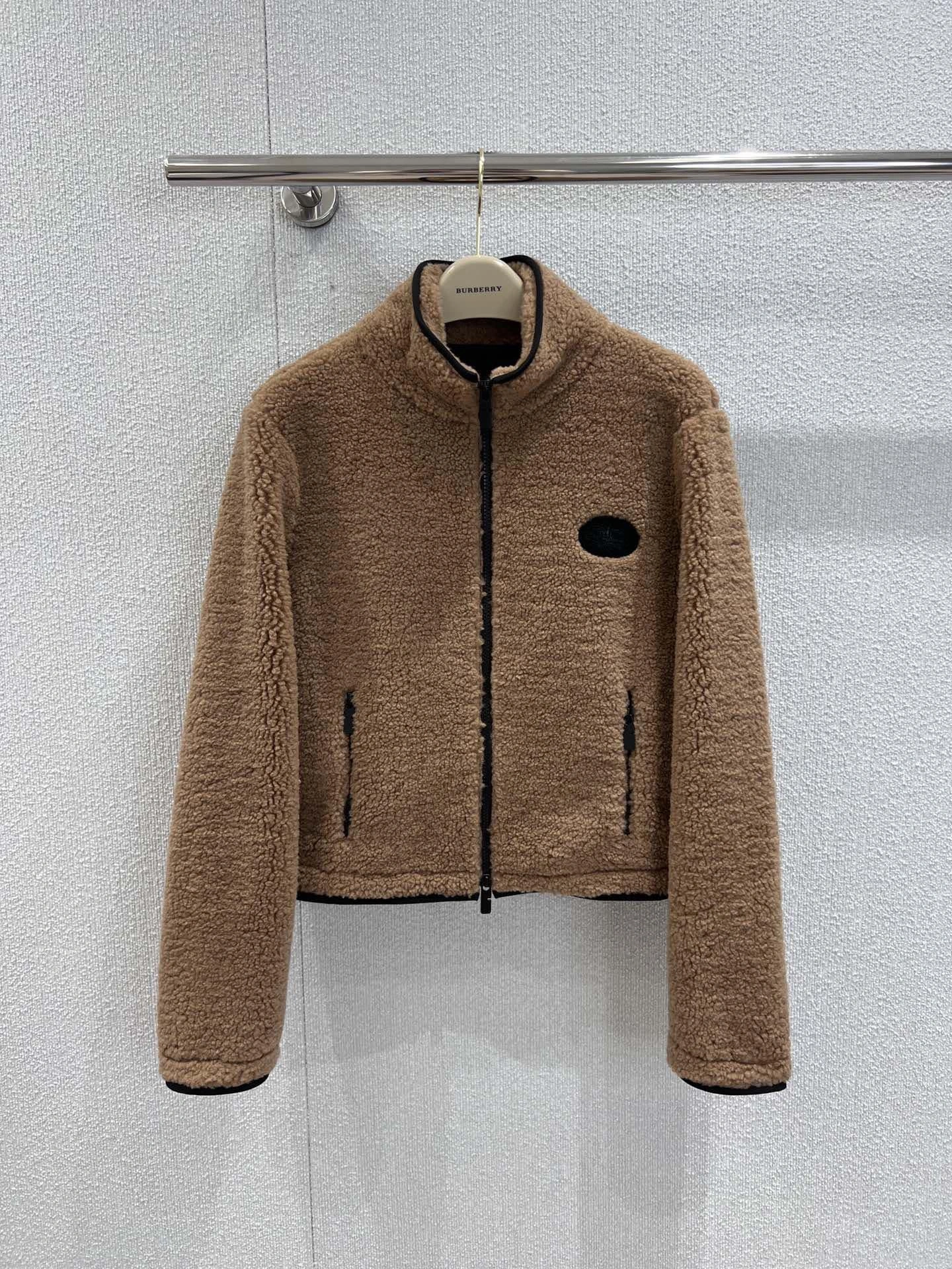wg.luxury-- 2ur25rry wool 2colour item: E-F110J1405-2